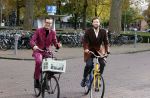 Amsterdam 5 november 2021
Splinter Chabot op de fiets in Amsterdam zuid