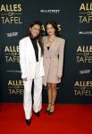 Amsterdam 1 november 2021
Premiere alles op tafel in het deLamar theater.
Stefania Liberakakis en .......