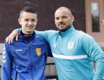 Utrecht 16 mei 2021
Eerste dag van de Sneijder Acadamy . De voetbalschool wordt geleid door Wesley Sneijder Rodney Sneijder  Tarik Divarci en Reduan Diba . Ze trainen op de velden van DHSC. Ook de zoon van Wesley Jessey traint mee.
