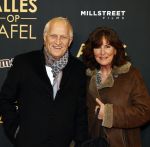 Amsterdam 1 november 2021
Premiere alles op tafel in het deLamar theater.
Wilbert Gieske met zijn vrouw