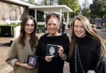 Amsterdam 5 november 2021
Slaan van Munt Herman Brood ivm 75e verjaardag. Zijn vrouw Xandra en dochters Holly Lola en Brenda  zijn natuurlijk aanwezig.
