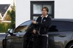 Mijdrecht Vinkeveen 30 oktober 2022
Andre Hazes zijn auto bij zijn moeder en daarna ging hij trainen in Mijdrecht en daarna op de koffie vij zijn neef Djarno Hofland in Vinkeveen.