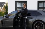 Mijdrecht Vinkeveen 30 oktober 2022
Andre Hazes zijn auto bij zijn moeder en daarna ging hij trainen in Mijdrecht en daarna op de koffie vij zijn neef Djarno Hofland in Vinkeveen.