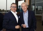 Zaandam 30 oktober 2022
Premiere zo vader zo zoon van Jon v Eerd in het zaantheater. Andre v Duin met partner Fernando