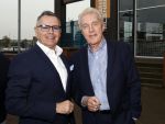 Zaandam 30 oktober 2022
Premiere zo vader zo zoon van Jon v Eerd in het zaantheater. Andre v Duin met partner Fernando
