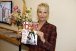 Hoofddorp 25 oktober 2022
Anita Witzier onthult de cover van Libelle . Holmar Mulder doet de presentatie.