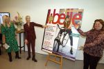 Hoofddorp 25 oktober 2022
Anita Witzier onthult de cover van Libelle . Holmar Mulder doet de presentatie.