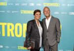 Amsterdam 31 oktober 2022
Premiere Stromboli in Tuschinski.
Astrid Joosten met haar man Rob Peters