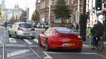 Amsterdam 26 oktober 2022
Bram Moszkowicz in zijn rode porsche 911 in Amsterdam centrum.