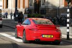 Amsterdam 26 oktober 2022
Bram Moszkowicz in zijn rode porsche 911 in Amsterdam centrum.