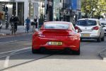 Amsterdam 26 oktober 2022
Bram Moszkowicz in zijn rode porsche 911 in Amsterdam centrum.