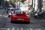 Amsterdam 26 oktober 2022
Bram Moszkowicz in zijn rode porsche 911 in Amsterdam centrum.