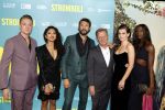 Amsterdam 31 oktober 2022
Premiere Stromboli in Tuschinski.
Mark v Eeuwen  Paula v d Oest  Alain de Levita nen cast met oa Elise Schaap Pieter Embrechts Christian Hilborg Neerja Naik Taz Munyanez . OOk op de foto Saskia Noort Michiel v Erp en Roos Ouwehand