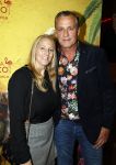 Rotterdam 7 november 2022
Premiere Casa Coco met oa Gerard Cox Joke Bruijs Loes Luca Katja Schuurman Frederique Spigt Bruni Heinke Oscar Aerts Chris Tates Richard Groenendijk en Pamela Teves. Chris tates met partner