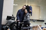 Amsterdam 15 oktober 2022
Dave Roelvink aan het wandelen op de pc Hooftstraat samen met zijn moeder Lucienne Kenter