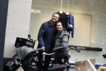 Amsterdam 15 oktober 2022
Dave Roelvink aan het wandelen op de pc Hooftstraat samen met zijn moeder Lucienne Kenter