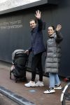 Amsterdam 15 oktober 2022
Dave Roelvink aan het wandelen op de pc Hooftstraat samen met zijn moeder Lucienne Kenter