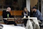 Amsterdam 29 oktober 2022
Davy Klaassen met zijn hond op terras.