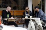 Amsterdam 29 oktober 2022
Davy Klaassen met zijn hond op terras.
