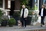 Amsterdam 29 oktober 2022
Davy Klaassen met zijn hond op terras.
