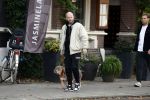 Amsterdam 29 oktober 2022
Davy Klaassen met zijn hond op terras.