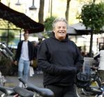 Amsterdam 31 oktober 2022
Dirk Zeelenberg met een kennis in Amsterdam zuid.