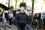 Amsterdam 31 oktober 2022
Dirk Zeelenberg met een kennis in Amsterdam zuid.