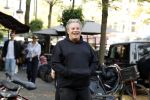 Amsterdam 31 oktober 2022
Dirk Zeelenberg met een kennis in Amsterdam zuid.