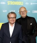 Amsterdam 31 oktober 2022
Premiere Stromboli in Tuschinski.
Frank Houtappels met partner