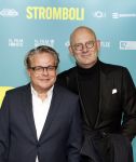 Amsterdam 31 oktober 2022
Premiere Stromboli in Tuschinski.
Frank Houtappels met partner