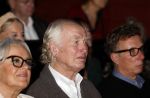 Amsterdam 17 november 2022
In theater Betty Asfalt viert Annemarie Oster haar 80e verjaardag . Fred oster