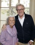 Amsterdam 17 november 2022
In theater Betty Asfalt viert Annemarie Oster haar 80e verjaardag . Jeroen Krabbe kwam met zijn vrouw Herma Krabbe