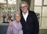Amsterdam 17 november 2022
In theater Betty Asfalt viert Annemarie Oster haar 80e verjaardag . Jeroen Krabbe kwam met zijn vrouw Herma Krabbe