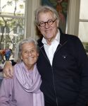 Amsterdam 17 november 2022
In theater Betty Asfalt viert Annemarie Oster haar 80e verjaardag . Jeroen Krabbe kwam met zijn vrouw Herma Krabbe