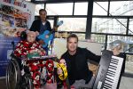 Utrecht 25 oktober 2022
Jeroen v d Boom reikt prijs uit in het Wilhelmina kinderziekenhuis in Utrecht.