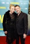 Amsterdam 31 oktober 2022
Premiere Stromboli in Tuschinski.
Kluun (Raymond v d Klundert) met partner