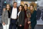 Amsterdam 4 november 2022
Fotomoment met koninklijke familie in de nieuwe kerk waar op dit moment een expositie is van Prinses Juliana.
Aanwezig Koning Willem Alexander Koningin Maxima Prinses Amalia Prinses Ariane en Prinses Alexia.