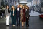 Amsterdam 4 november 2022
Fotomoment met koninklijke familie in de nieuwe kerk waar op dit moment een expositie is van Prinses Juliana.
Aanwezig Koning Willem Alexander Koningin Maxima Prinses Amalia Prinses Ariane en Prinses Alexia.