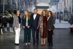 Amsterdam 4 november 2022
Fotomoment met koninklijke familie in de nieuwe kerk waar op dit moment een expositie is van Prinses Juliana.
Aanwezig Koning Willem Alexander Koningin Maxima Prinses Amalia Prinses Ariane en Prinses Alexia.