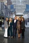 Amsterdam 4 november 2022
Fotomoment met koninklijke familie in de nieuwe kerk waar op dit moment een expositie is van Prinses Juliana.
Aanwezig Koning Willem Alexander Koningin Maxima Prinses Amalia Prinses Ariane en Prinses Alexia.