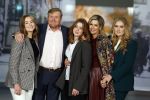 Amsterdam 4 november 2022
Fotomoment met koninklijke familie in de nieuwe kerk waar op dit moment een expositie is van Prinses Juliana.
Aanwezig Koning Willem Alexander Koningin Maxima Prinses Amalia Prinses Ariane en Prinses Alexia.