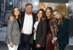 Amsterdam 4 november 2022
Fotomoment met koninklijke familie in de nieuwe kerk waar op dit moment een expositie is van Prinses Juliana.
Aanwezig Koning Willem Alexander Koningin Maxima Prinses Amalia Prinses Ariane en Prinses Alexia.