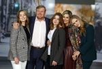 Amsterdam 4 november 2022
Fotomoment met koninklijke familie in de nieuwe kerk waar op dit moment een expositie is van Prinses Juliana.
Aanwezig Koning Willem Alexander Koningin Maxima Prinses Amalia Prinses Ariane en Prinses Alexia.