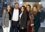Amsterdam 4 november 2022
Fotomoment met koninklijke familie in de nieuwe kerk waar op dit moment een expositie is van Prinses Juliana.
Aanwezig Koning Willem Alexander Koningin Maxima Prinses Amalia Prinses Ariane en Prinses Alexia.