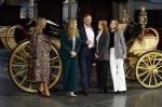 Amsterdam 4 november 2022
Fotomoment met koninklijke familie in de nieuwe kerk waar op dit moment een expositie is van Prinses Juliana.
Aanwezig Koning Willem Alexander Koningin Maxima Prinses Amalia Prinses Ariane en Prinses Alexia.
