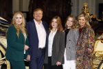 Amsterdam 4 november 2022
Fotomoment met koninklijke familie in de nieuwe kerk waar op dit moment een expositie is van Prinses Juliana.
Aanwezig Koning Willem Alexander Koningin Maxima Prinses Amalia Prinses Ariane en Prinses Alexia.