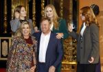 Amsterdam 4 november 2022
Fotomoment met koninklijke familie in de nieuwe kerk waar op dit moment een expositie is van Prinses Juliana.
Aanwezig Koning Willem Alexander Koningin Maxima Prinses Amalia Prinses Ariane en Prinses Alexia.