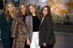 Amsterdam 4 november 2022
Fotomoment met koninklijke familie in de nieuwe kerk waar op dit moment een expositie is van Prinses Juliana.
Aanwezig Koning Willem Alexander Koningin Maxima Prinses Amalia Prinses Ariane en Prinses Alexia.