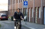 Alkmaar 12 en 13 november 2022
Marco Borsato op de fiets in het centrum van Alkmaar .