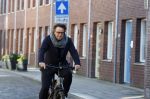 Alkmaar 12 en 13 november 2022
Marco Borsato op de fiets in het centrum van Alkmaar .